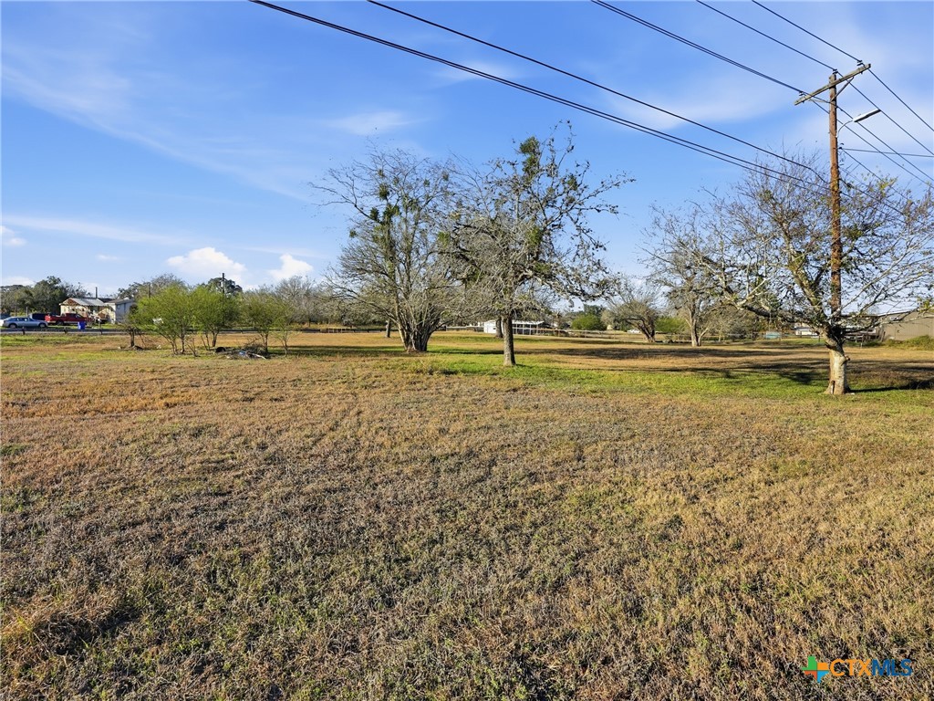 main property photo 32
