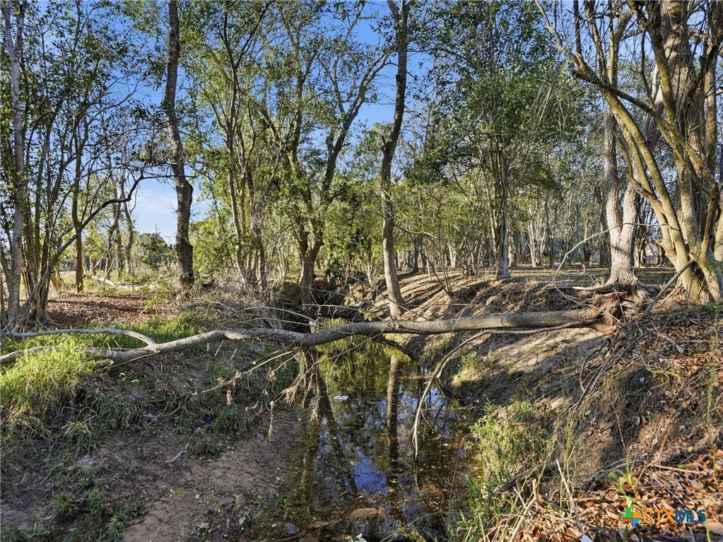 main property photo 37