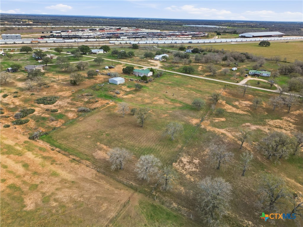 main property photo 11