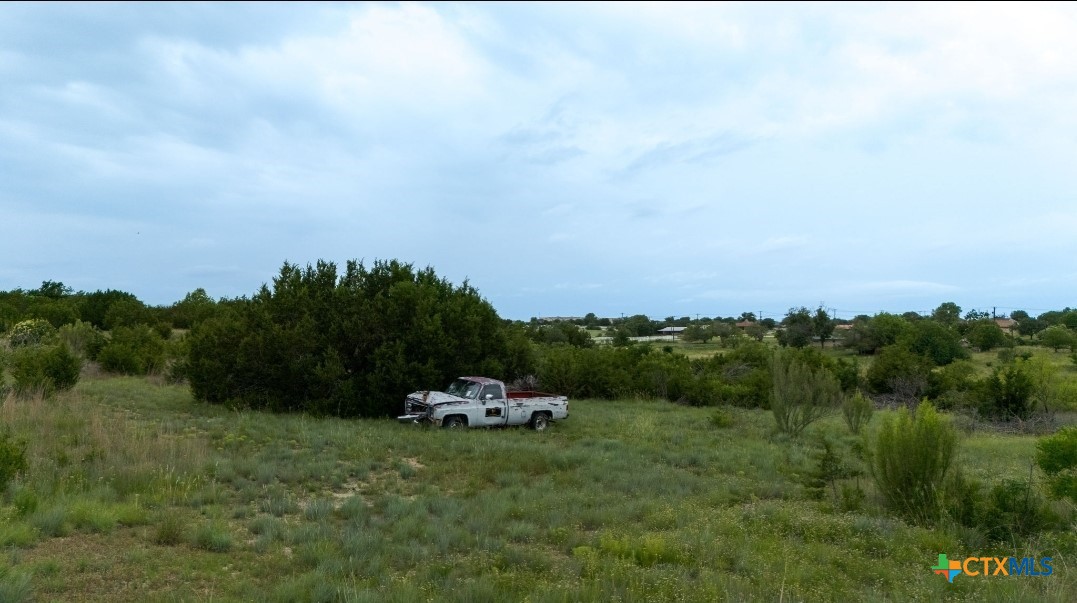 main property photo 9