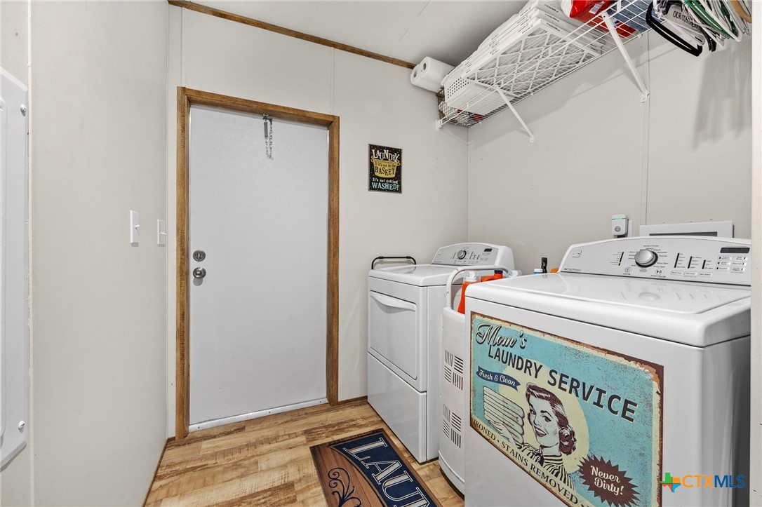 main property photo 13