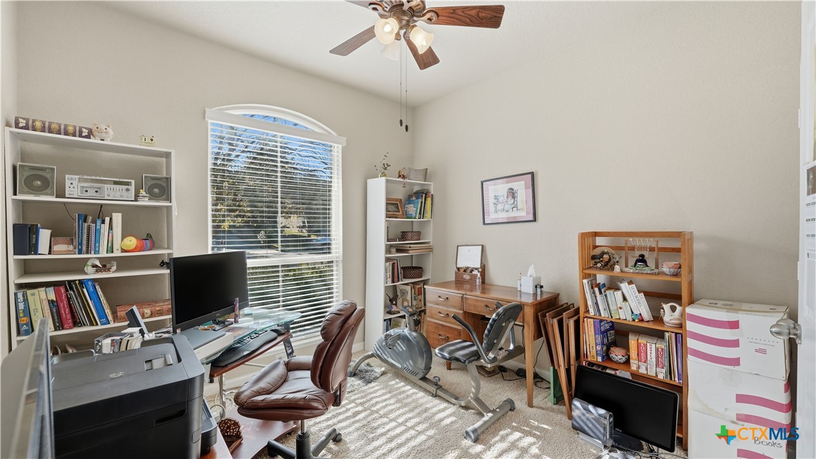 main property photo 10