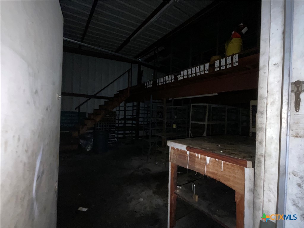main property photo 29
