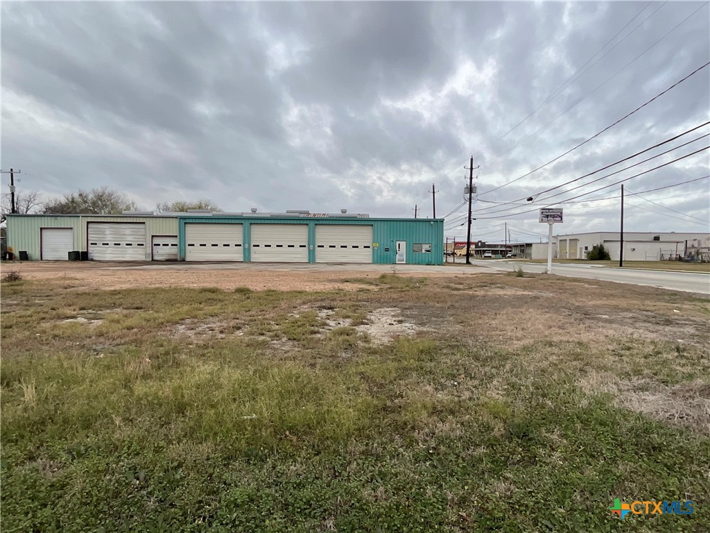 main property photo 3