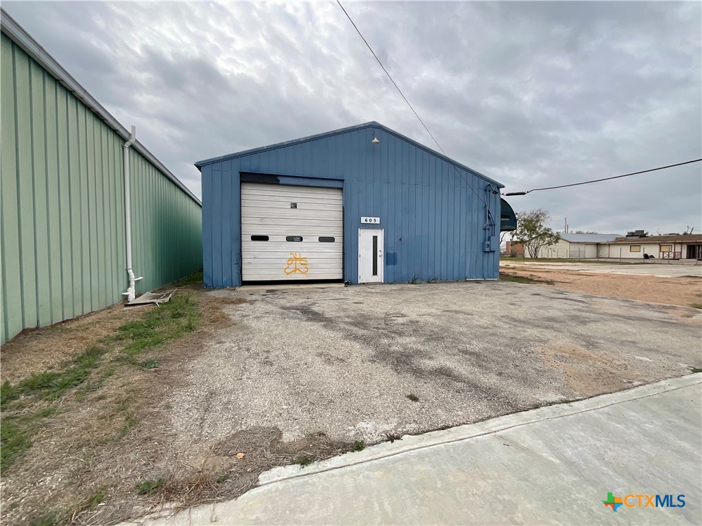 main property photo 7