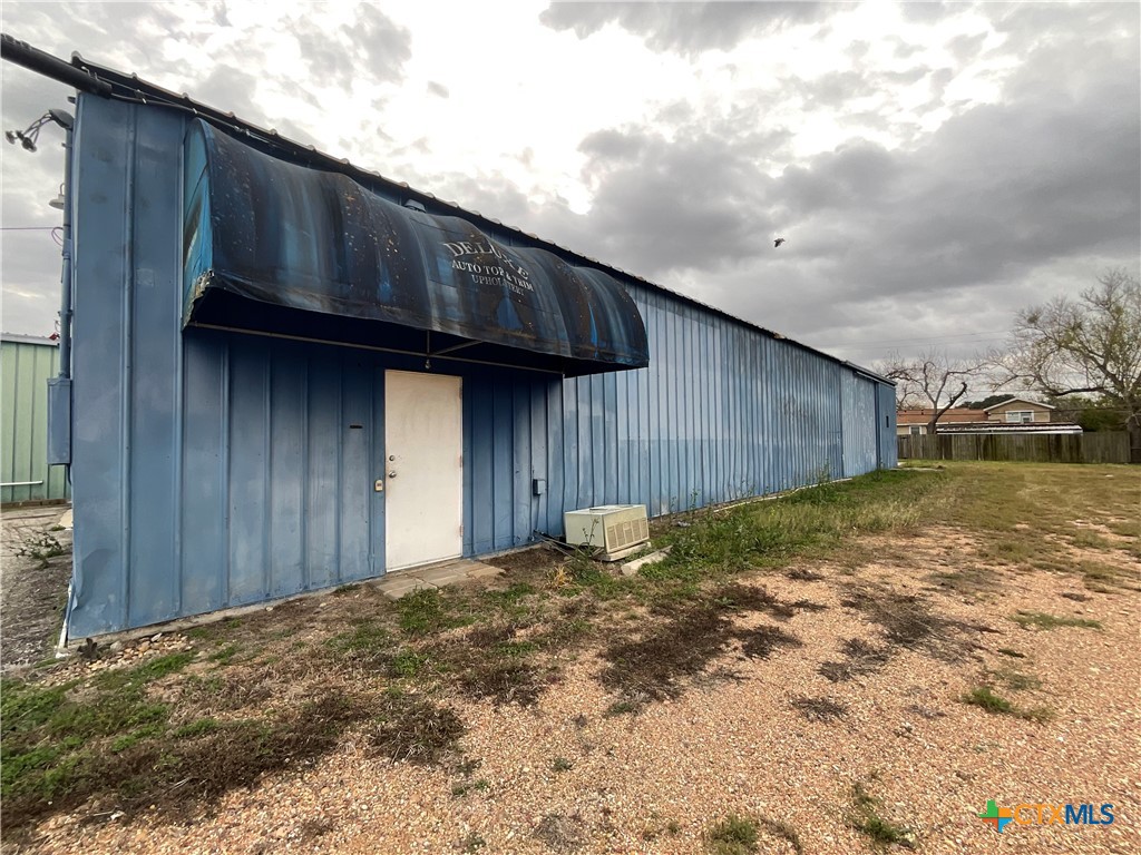 main property photo 8