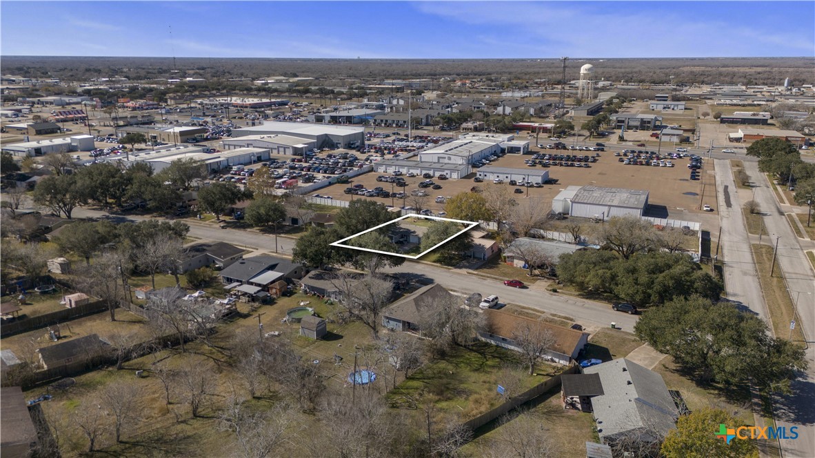 main property photo 29