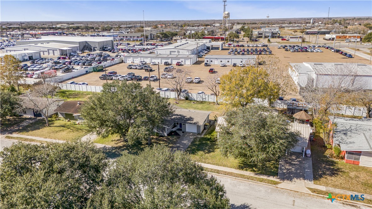 main property photo 31
