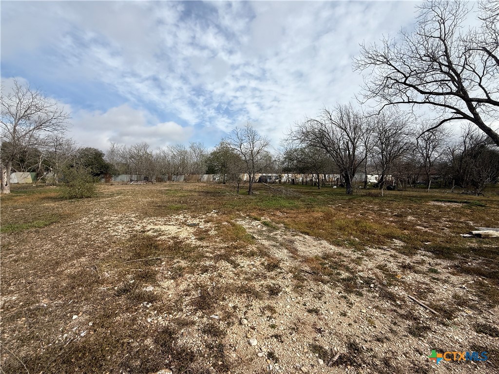 main property photo 13