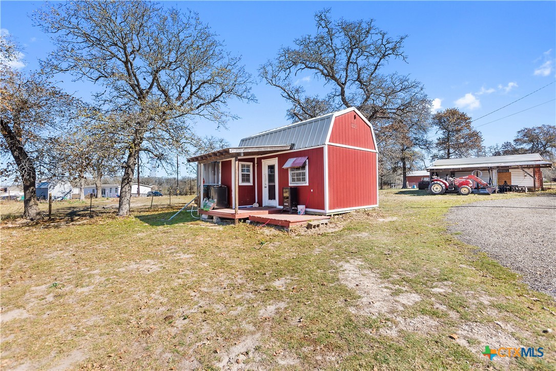 main property photo 7