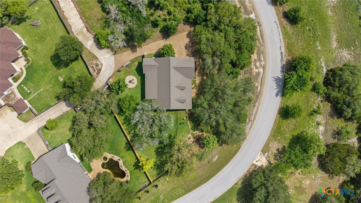 main property photo 36