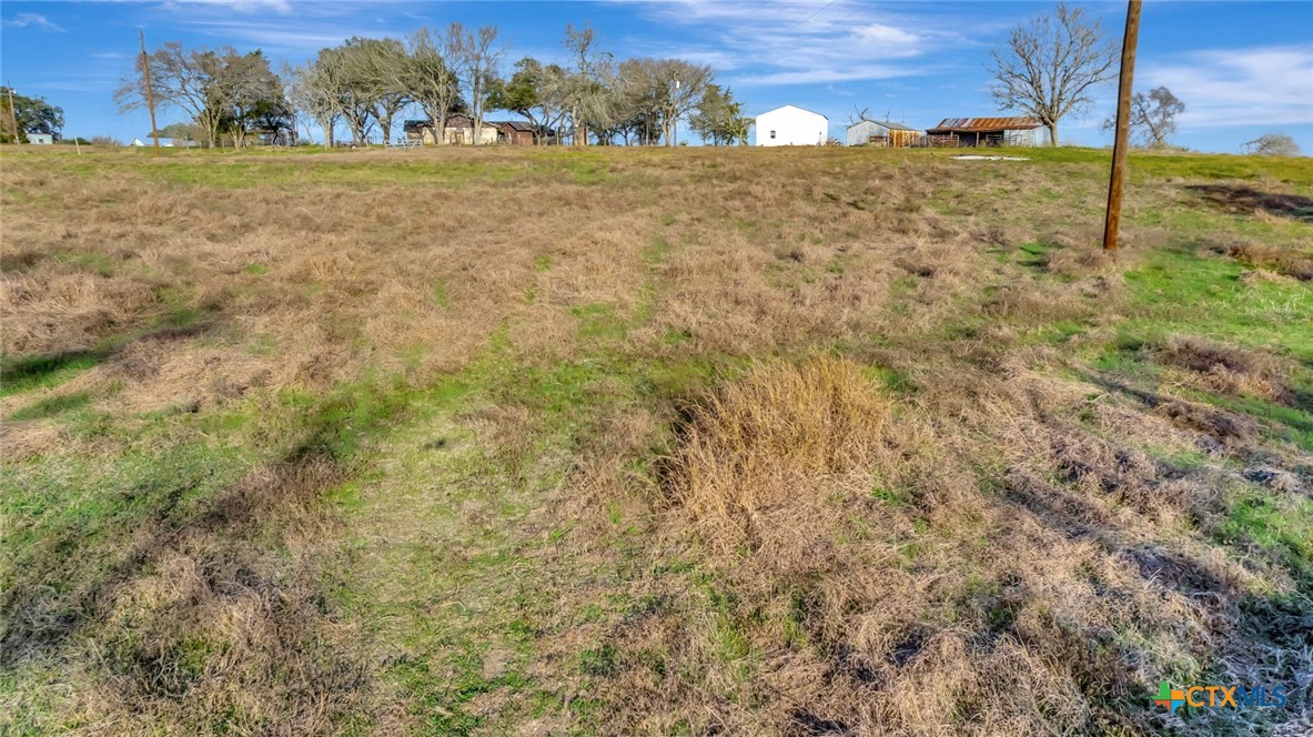 main property photo 32