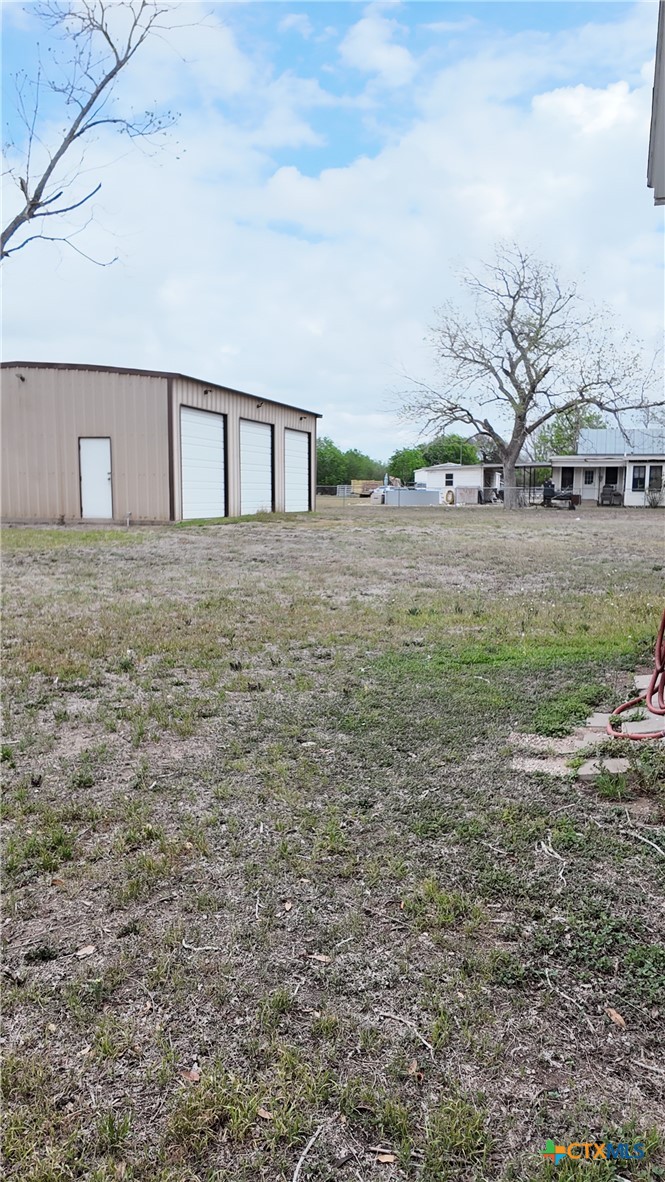 main property photo 27