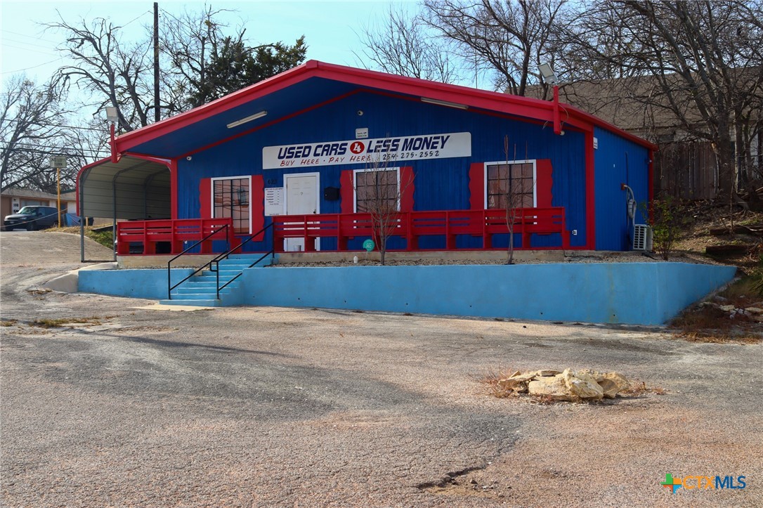 main property photo 3