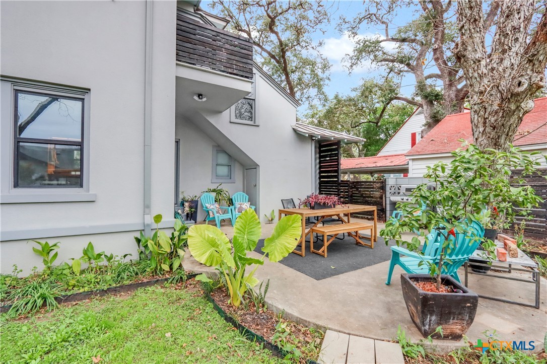 main property photo 39