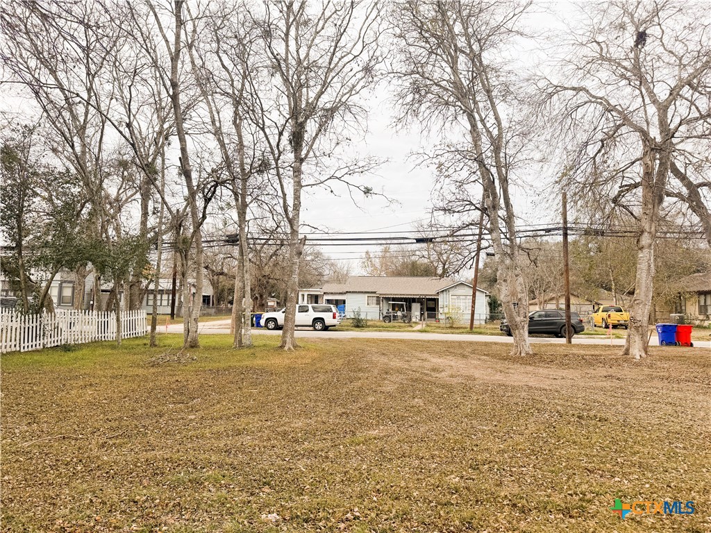 main property photo 8