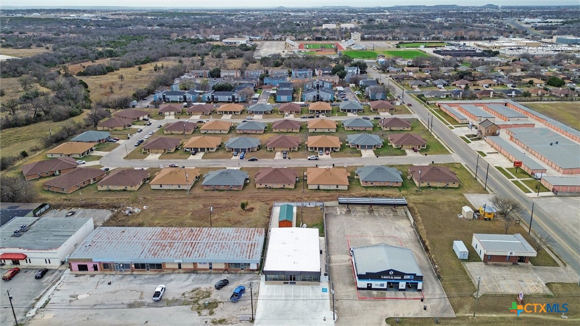 main property photo 9
