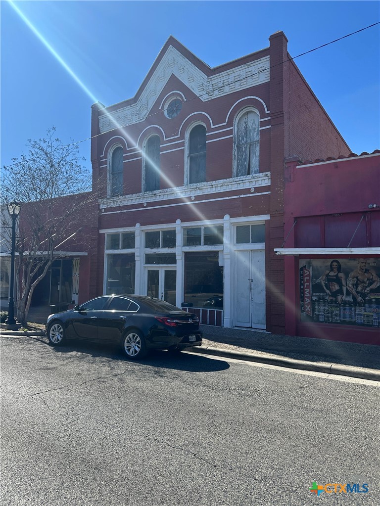 main property photo 2