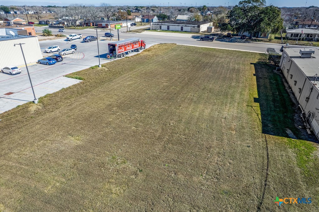 main property photo 11