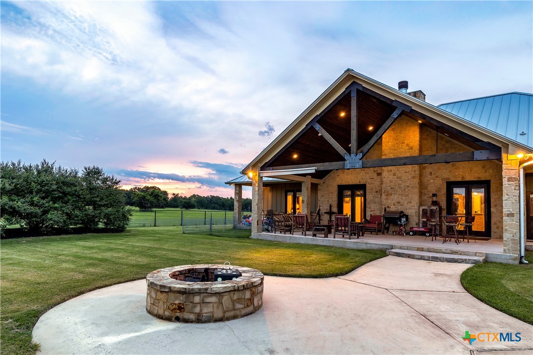 main property photo 11