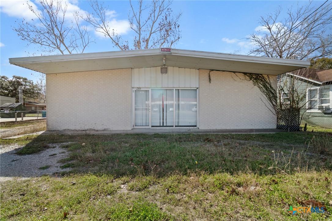 main property photo 16