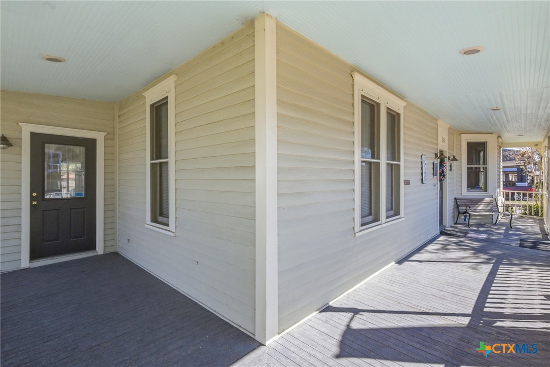 main property photo 14