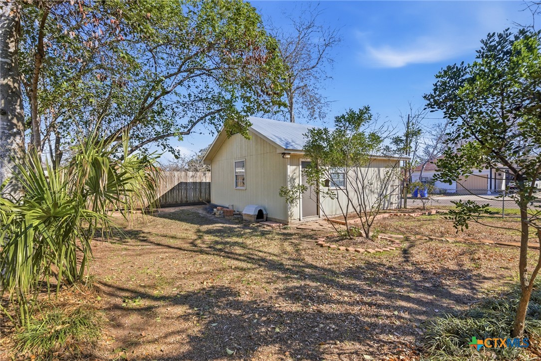 main property photo 26