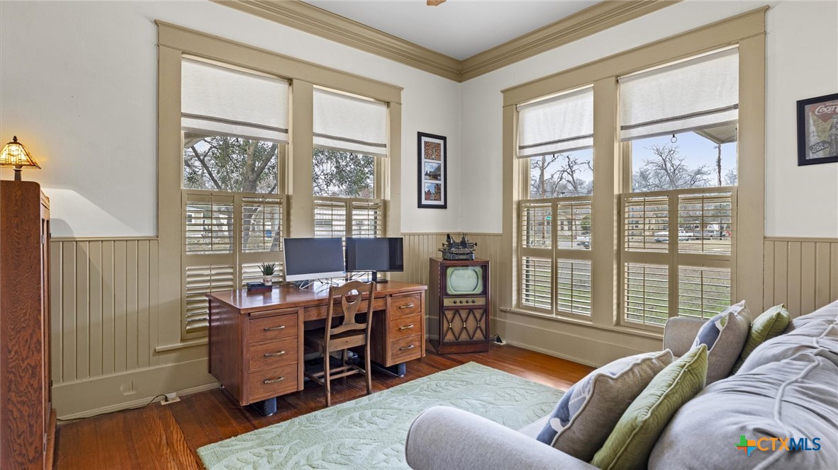 main property photo 22