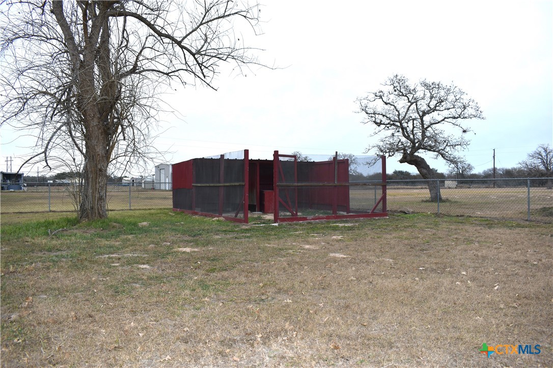 main property photo 10