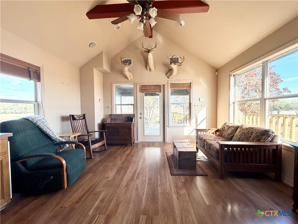 main property photo 16
