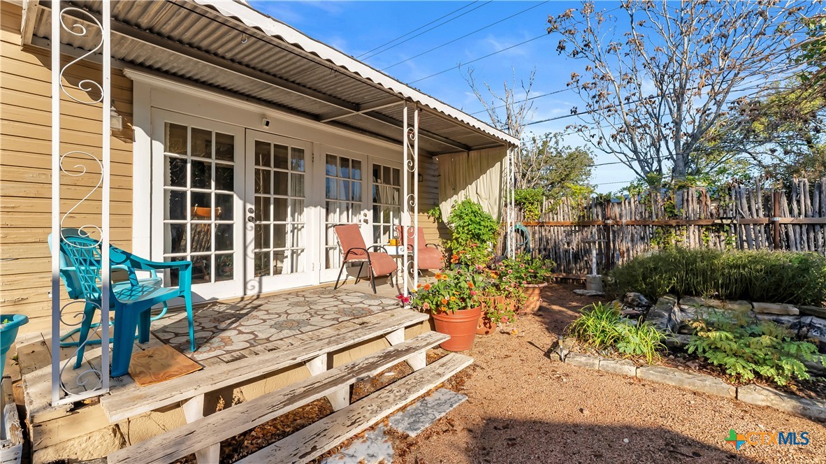 main property photo 21
