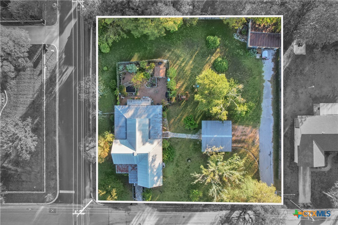 main property photo 29