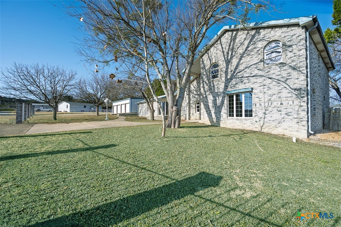 main property photo 38