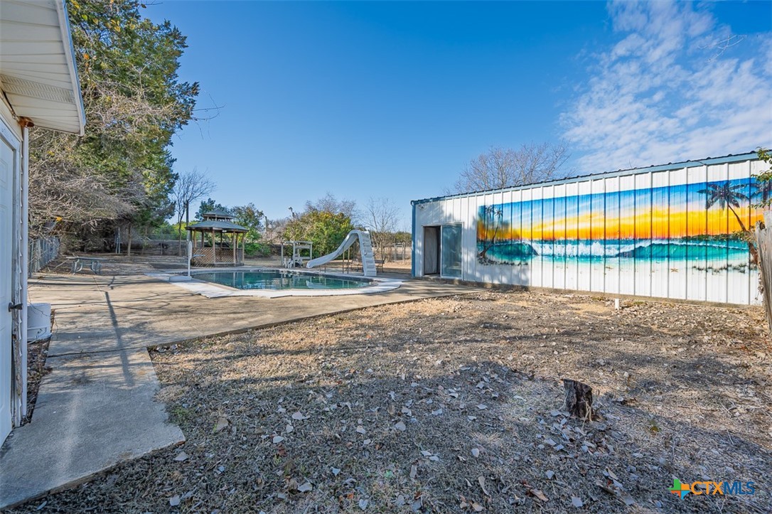 main property photo 43
