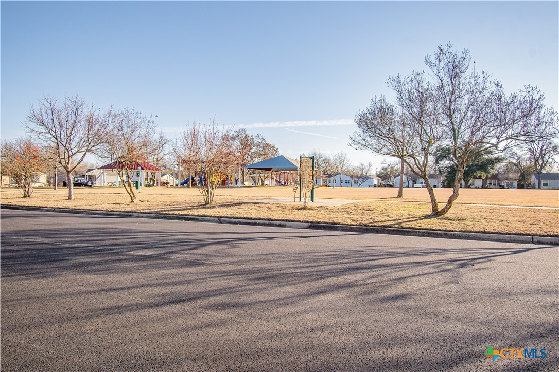 main property photo 13