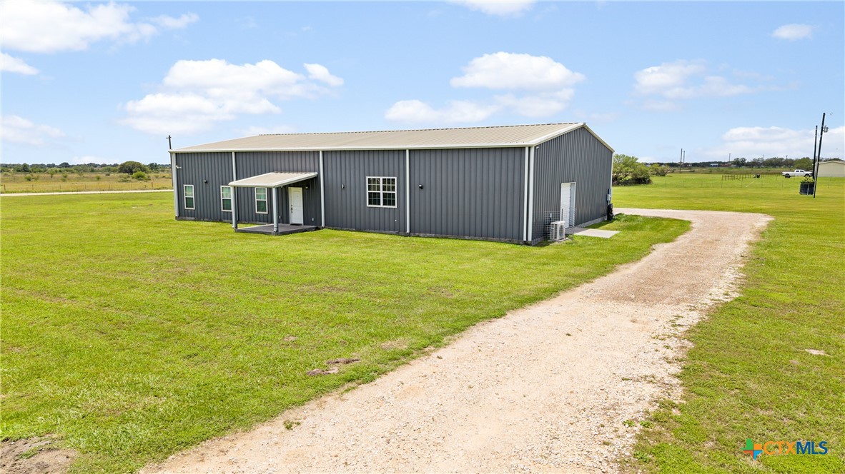 main property photo 37