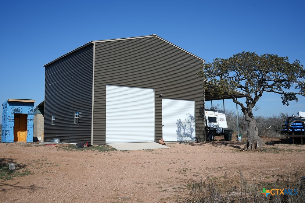 main property photo 25