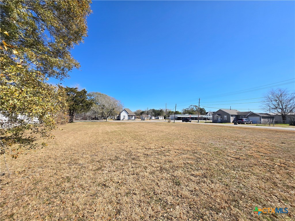 main property photo 13