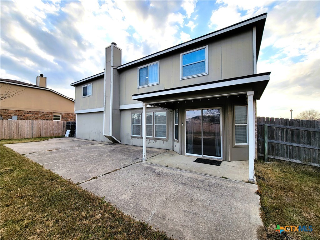 main property photo 40