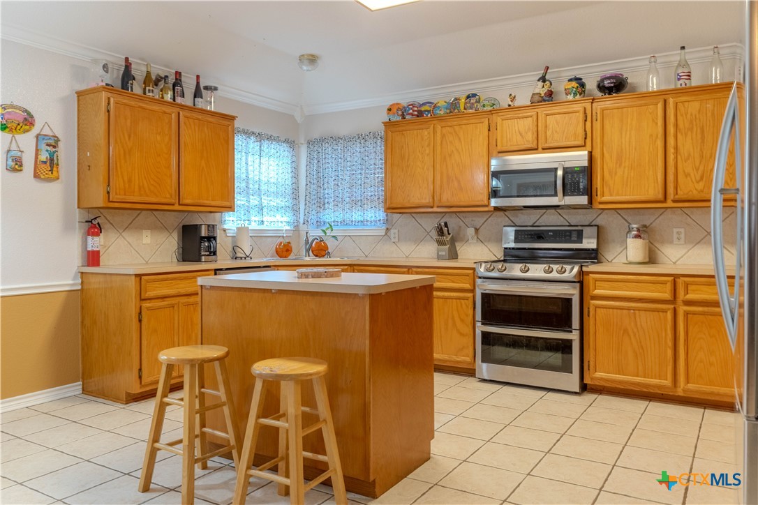 main property photo 11