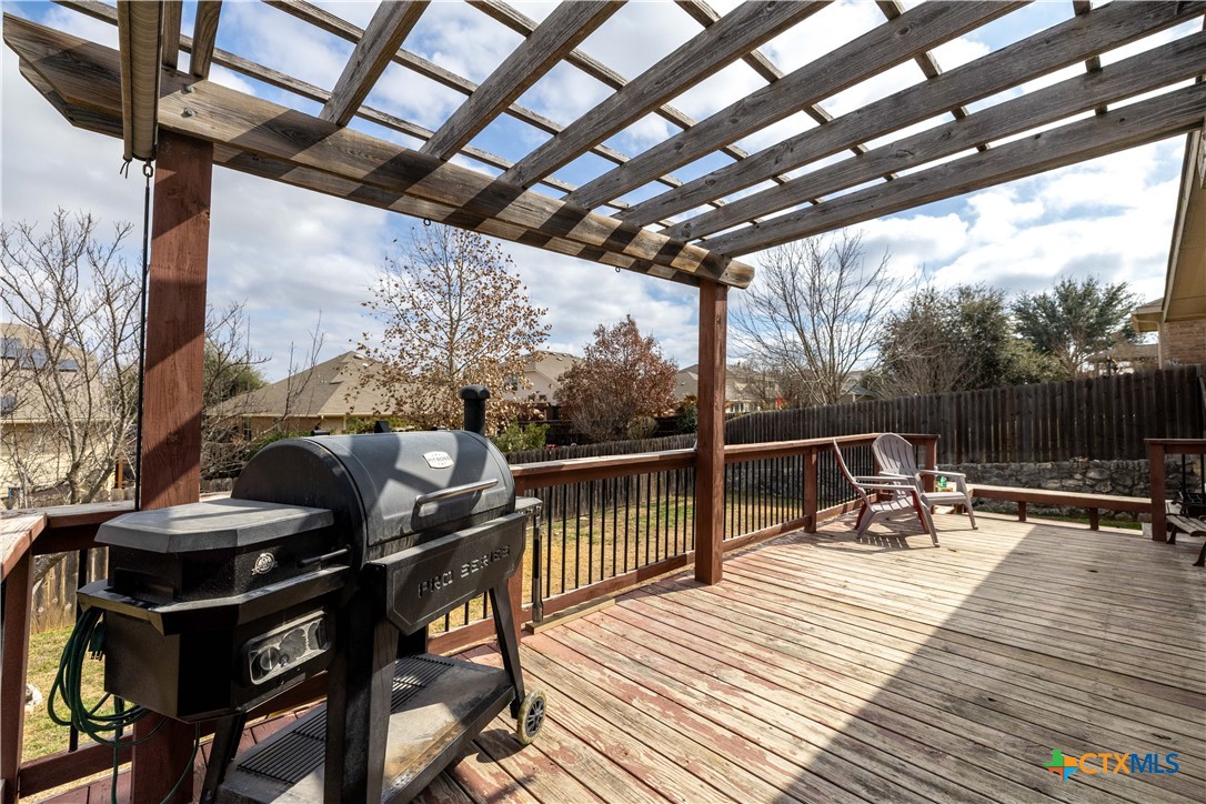 main property photo 18