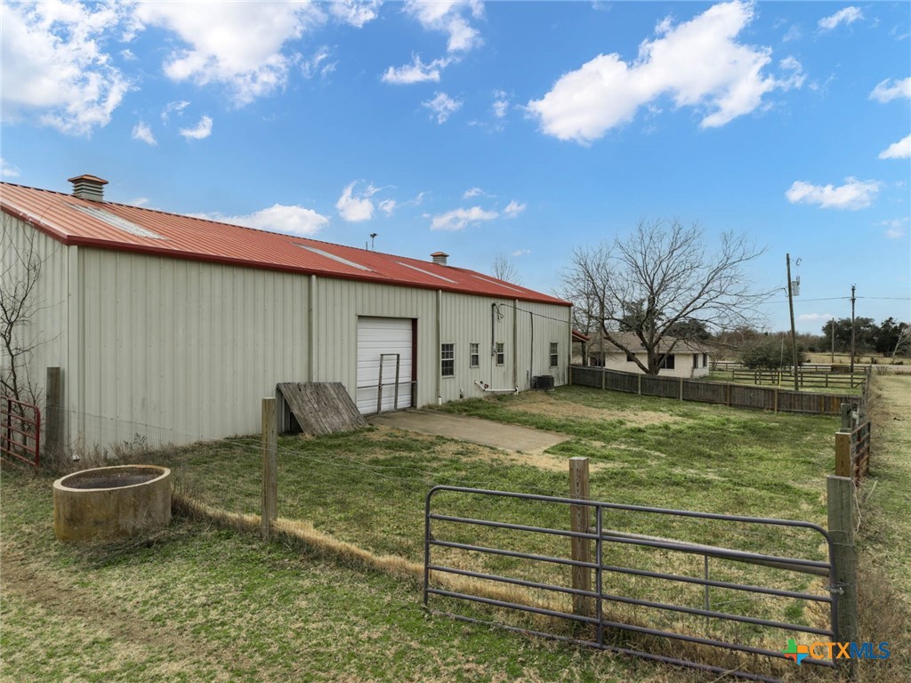 main property photo 40