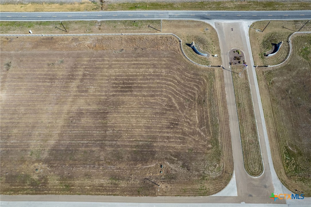main property photo 9