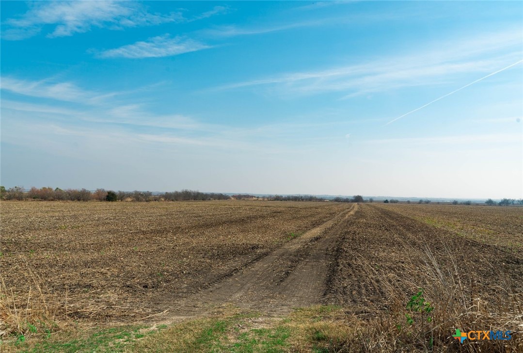 main property photo 10
