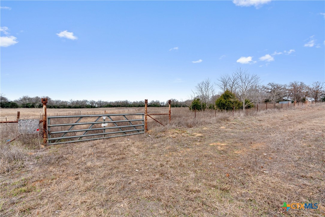 main property photo 8