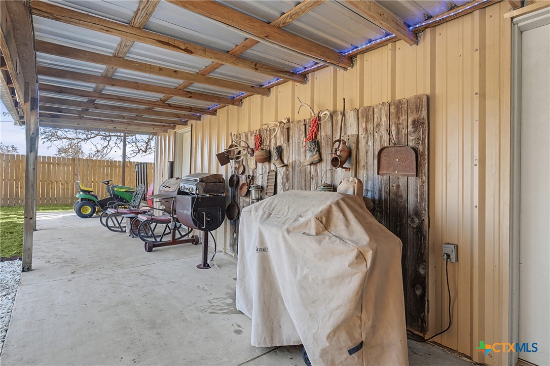 main property photo 37