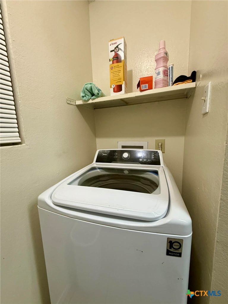 main property photo 31