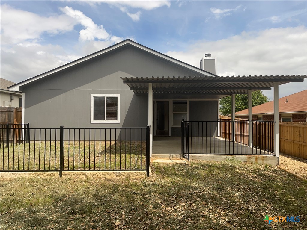main property photo 22