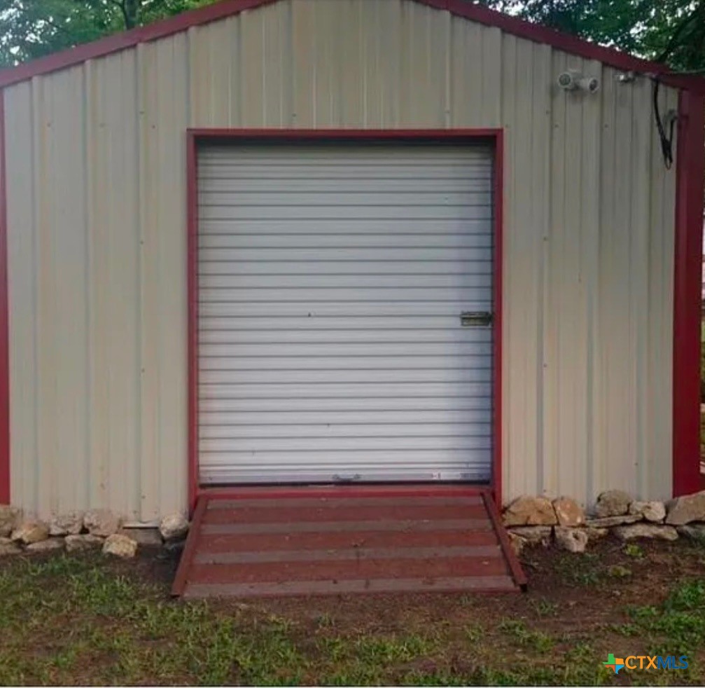 main property photo 14