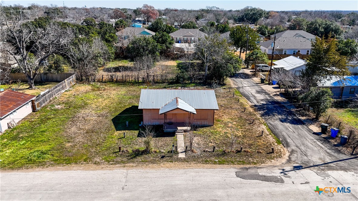 main property photo 16